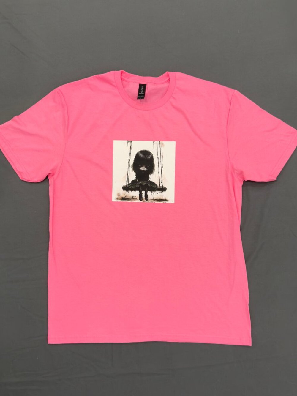 Gothic Halloween Doll DTF pressed - size L - Tshirt unisex - Gildan softstyle